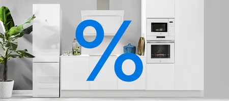 Lavadora y frigorífico Balay en oferta, símbolo porcentaje en azul