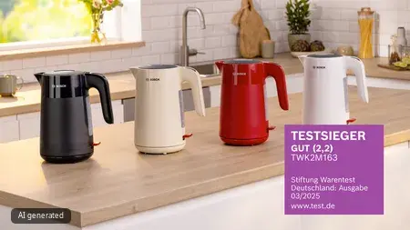 Bosch MyMoment Wasserkocher in Schwarz, Rot, Weiß und Creme auf einer Küchenarbeitsplatte.