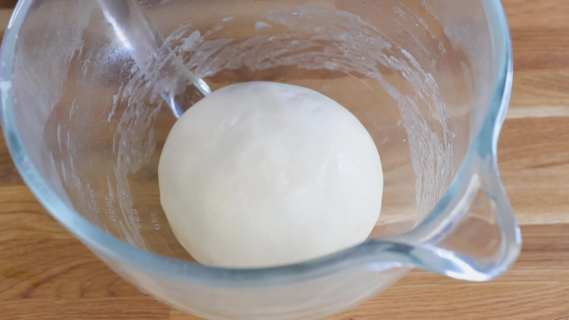 Bao buns-deg i skål
