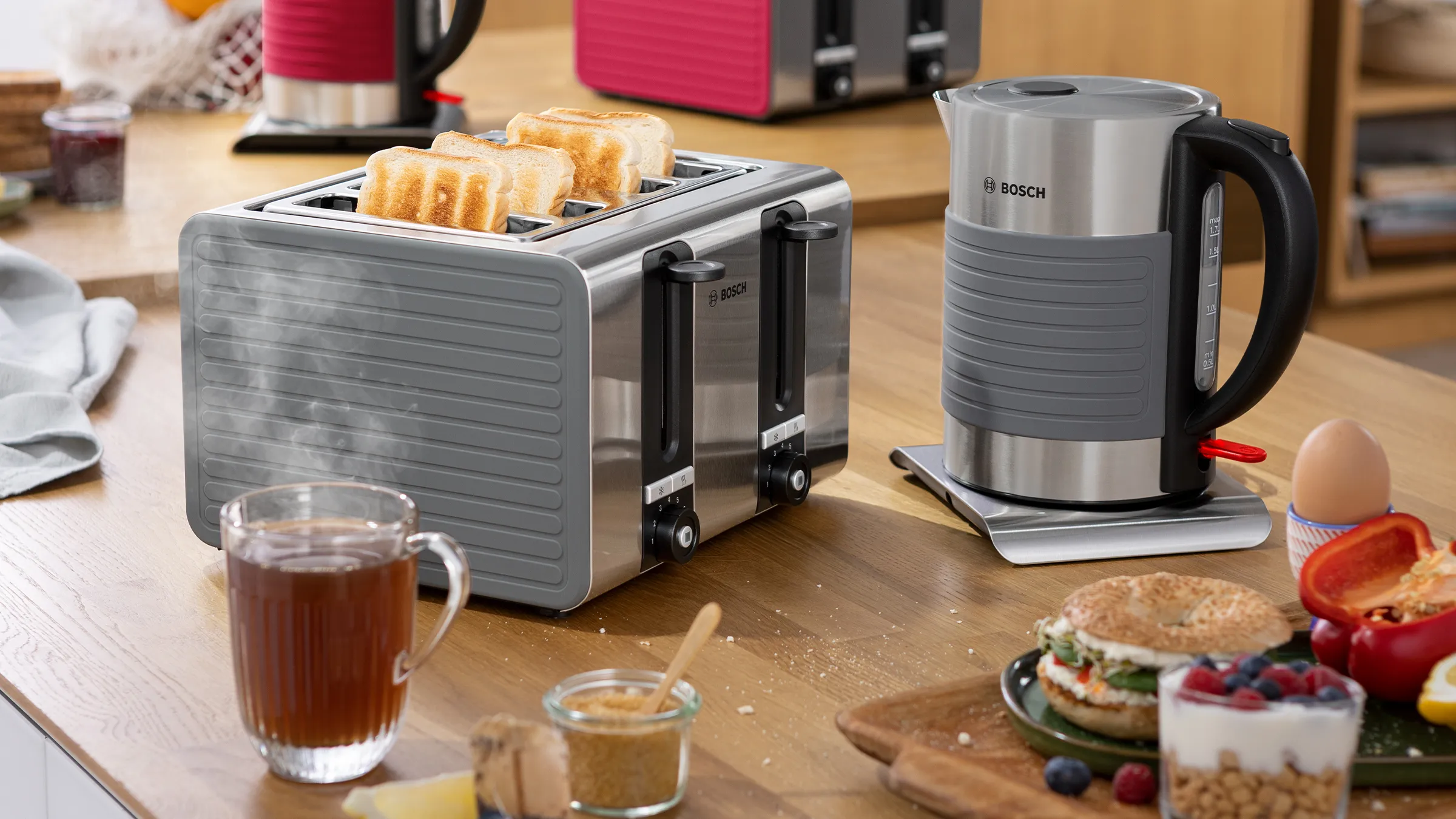 Grey silicone toaster and kettle set