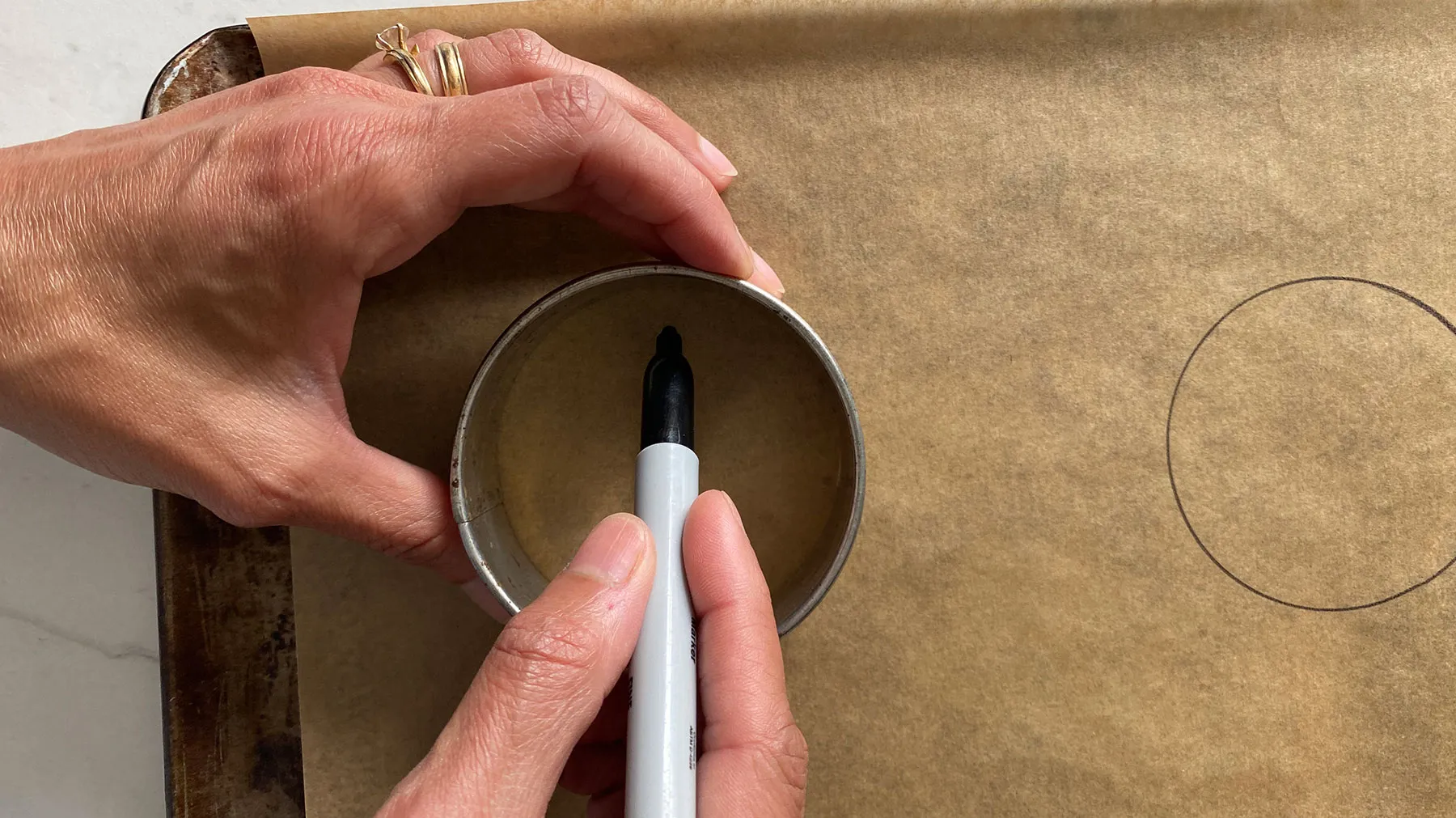 Drawing circles on parchment paper