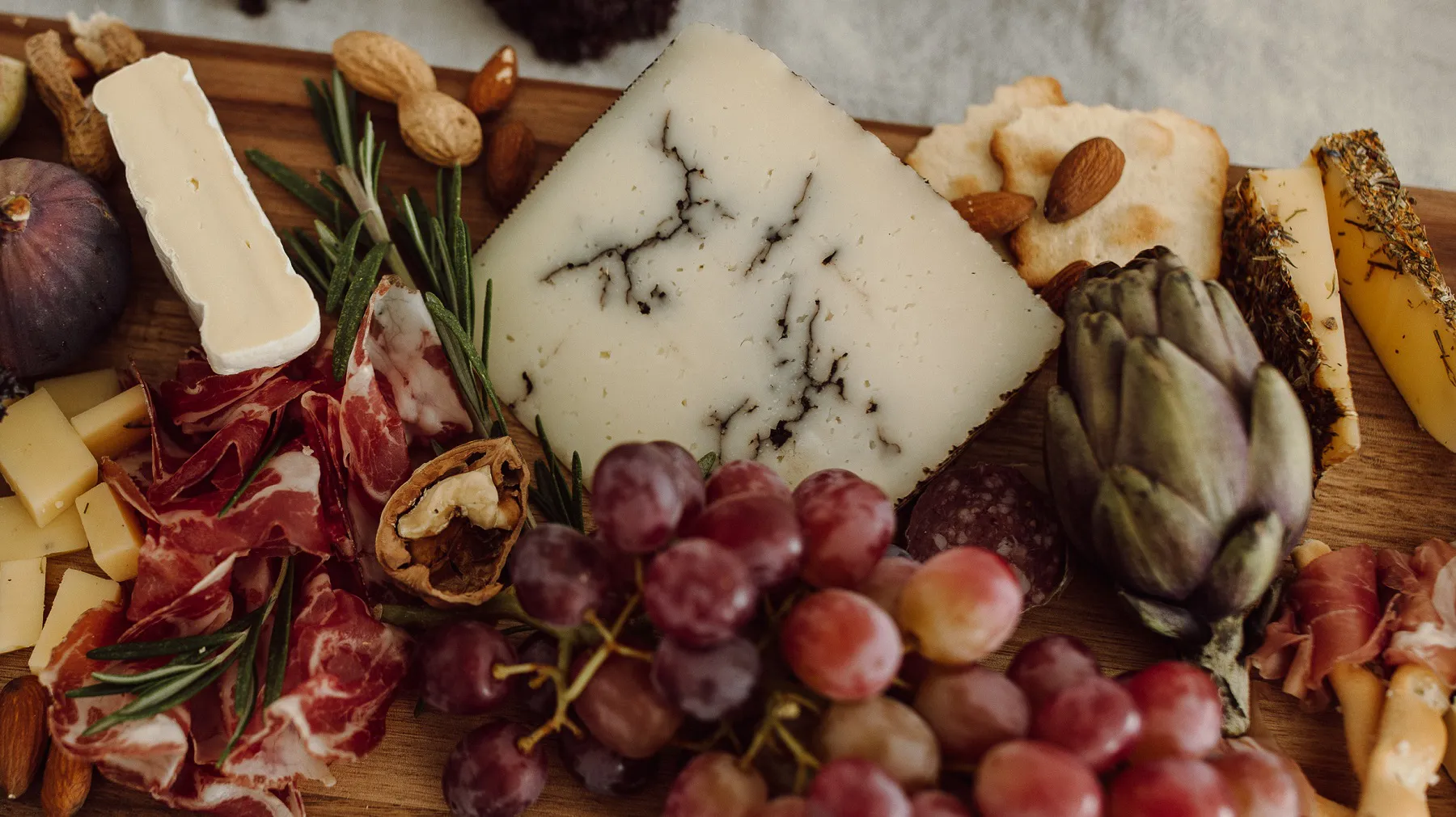 Charcuterie Board dekorieren