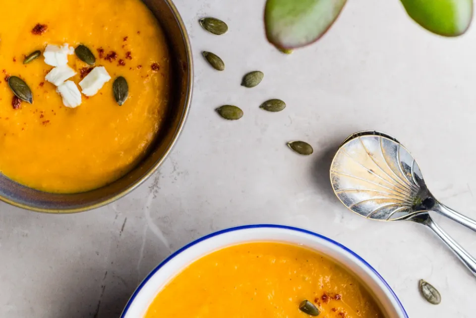 Cooked soups in two bowls