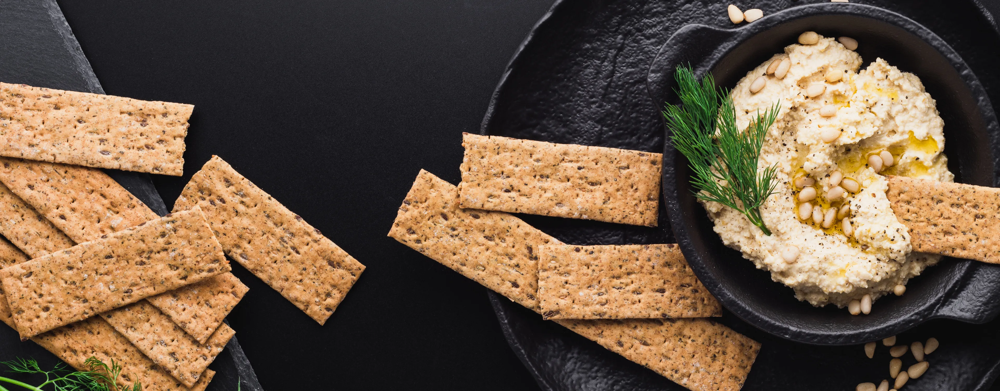 Flavorful Cheesy Vegan Crackers to Try