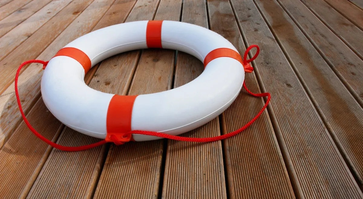 Rettungsring als Symbolbild für Aqua Stop