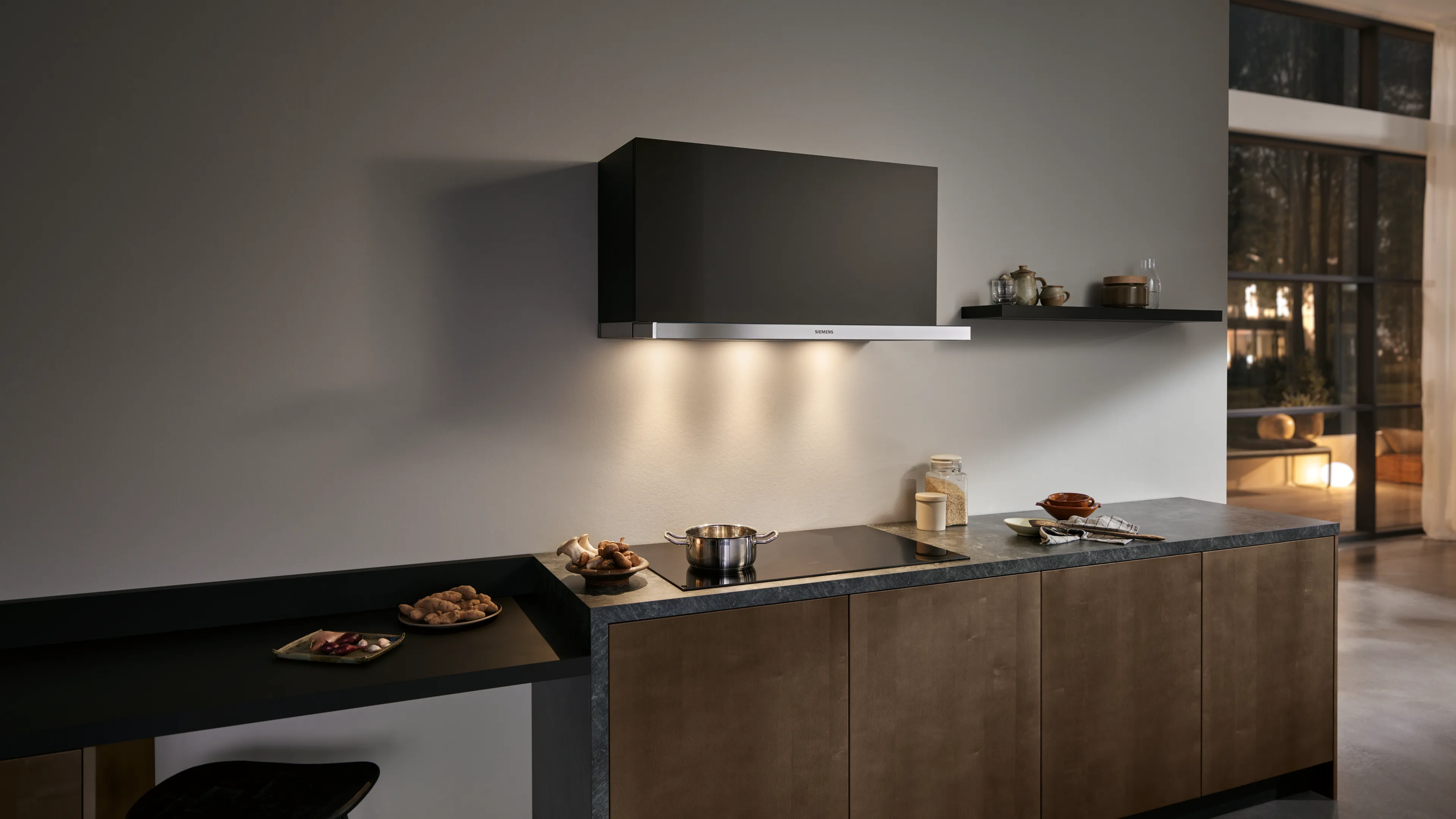20122194_GL_SIE_PIS_Empowering_family_ventilation_integrated_hood_17_Desktop_Stage_16_9