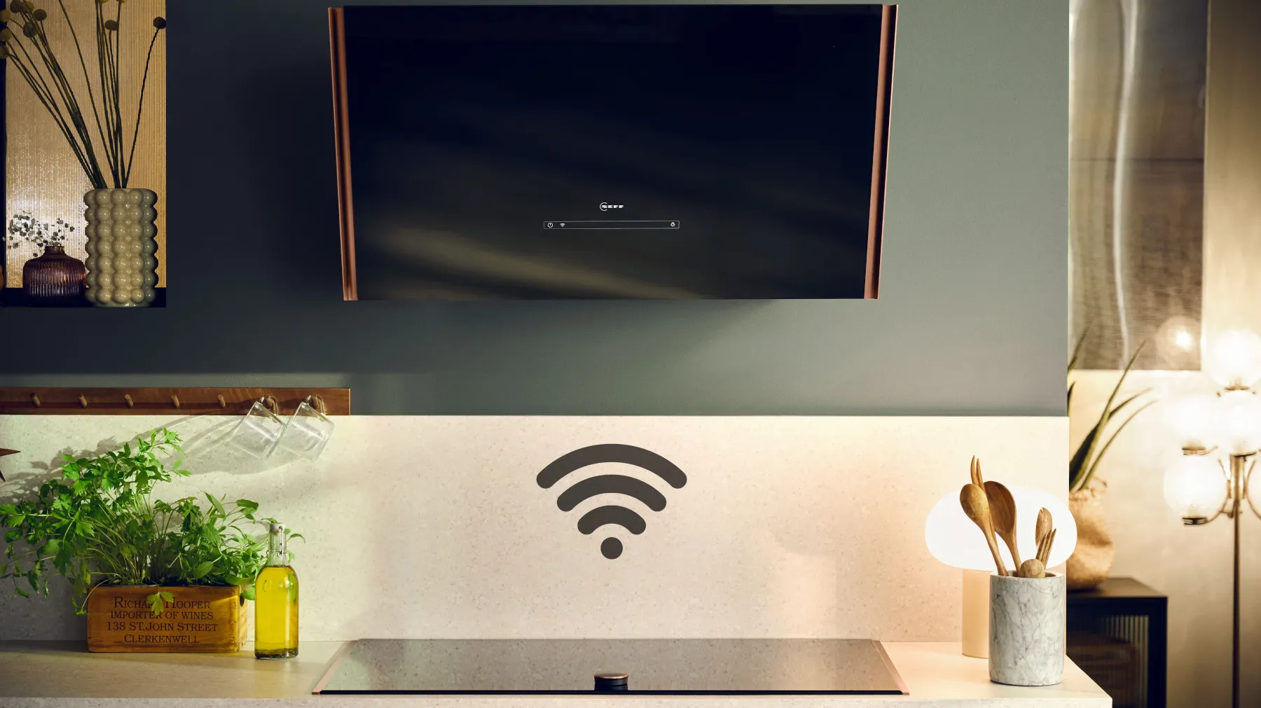 Kochfeld und Dunstabzugshaube kommunizieren dank WLAN drahtlos