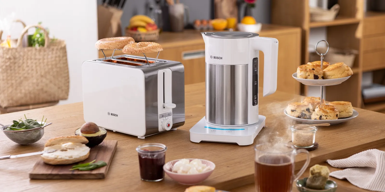 White skyline kettle and toaster set