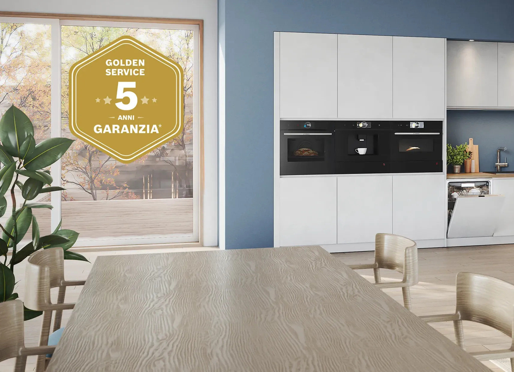 Forni da incasso Bosch Serie 8 integrati in una cucina moderna, con badge Golden Service che evidenzia 5 anni di garanzia.