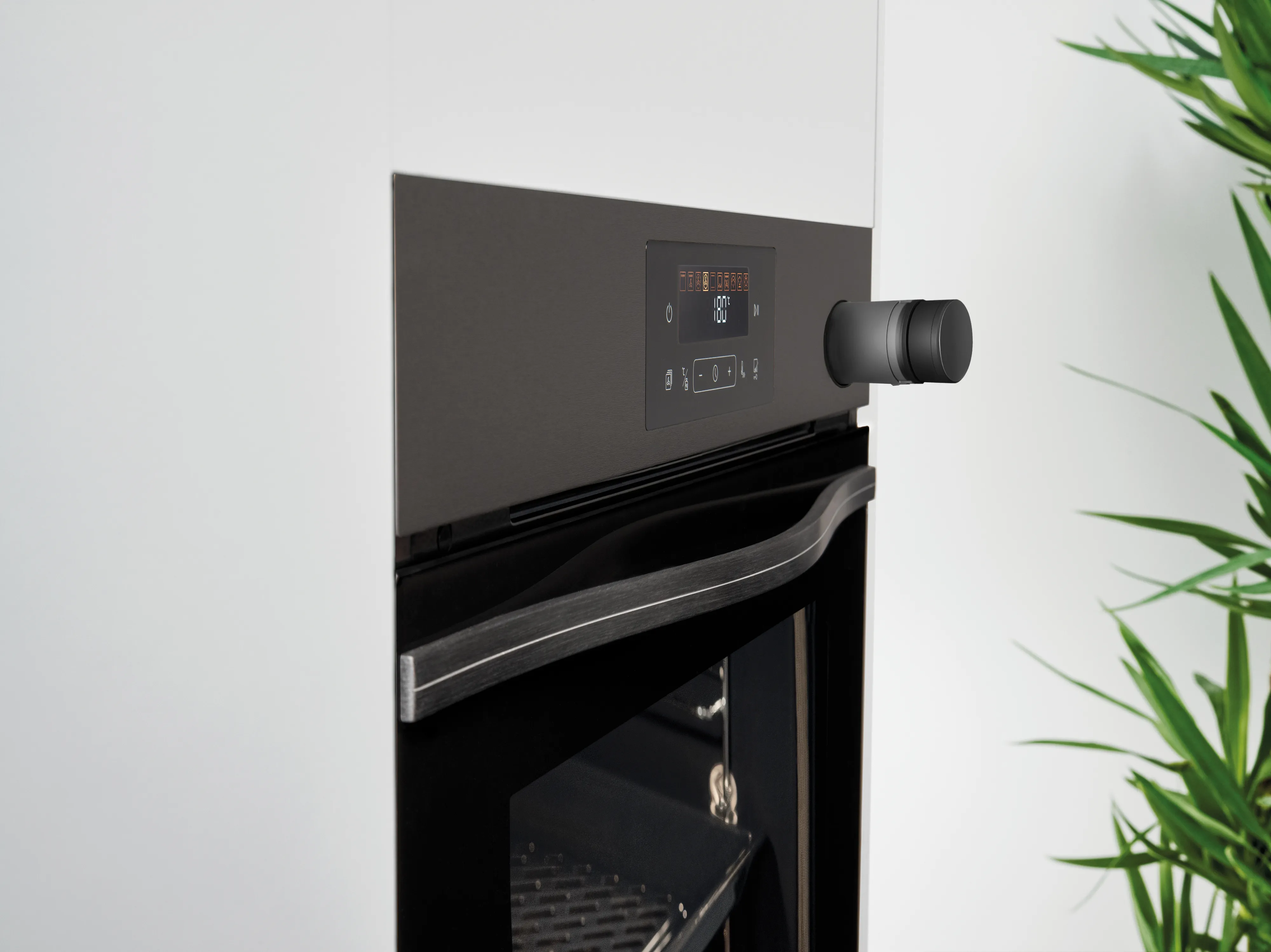 Bandeja multiperforada para horno con función Freidora de aire Balay.