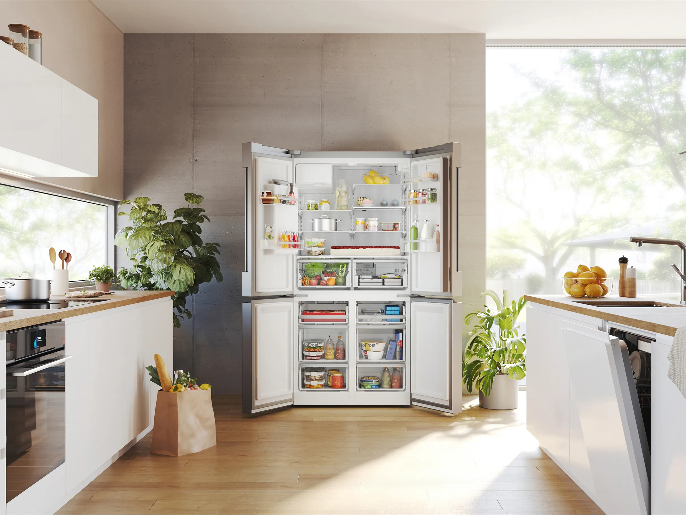 Helle, moderne Küche mit offenem Kühlschrank, Pflanzen und Tageslicht.