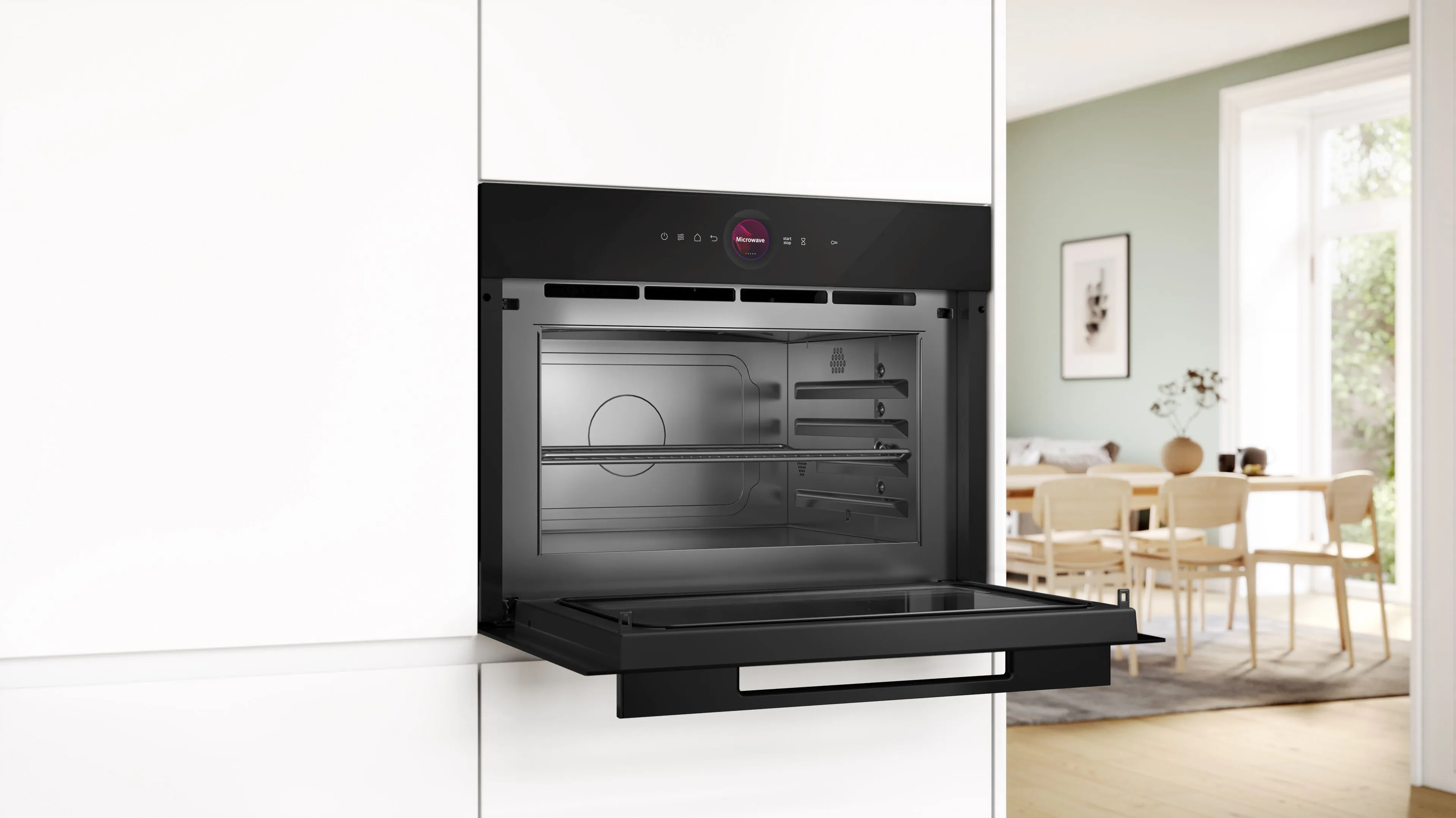 Cuptor cu microunde accent line instalat in mobilier intr-o bucatarie moderna