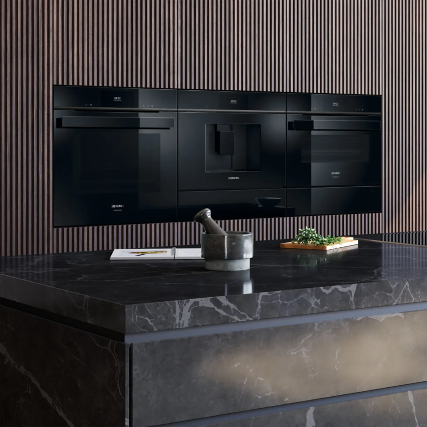 Modern Siemens kitchen with an aisle