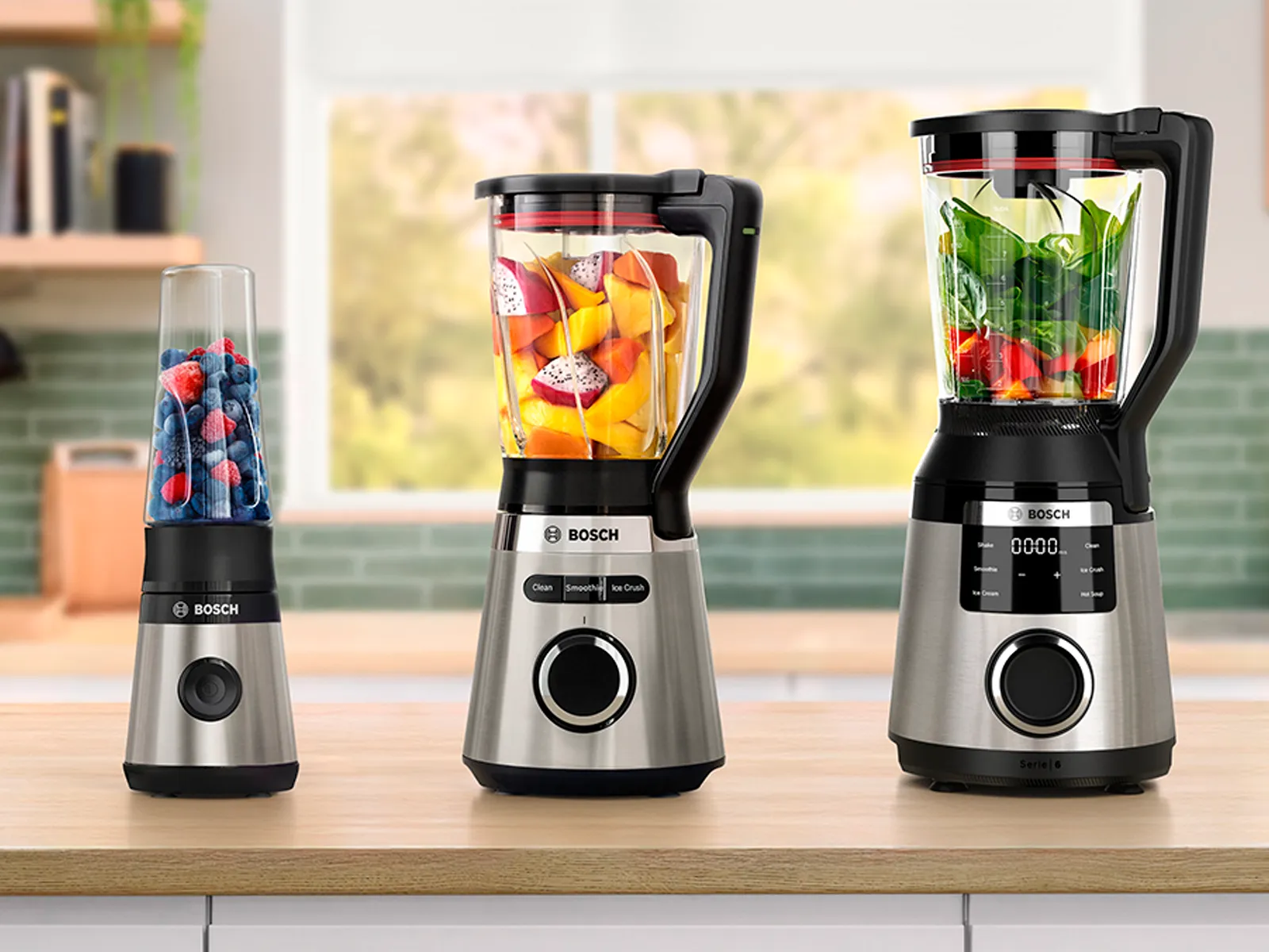 La gama de batidoras Bosch sobre una encimera de cocina.