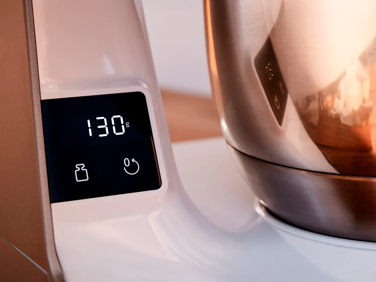 Gros plan sur la balance du Série 4 MUM 5.