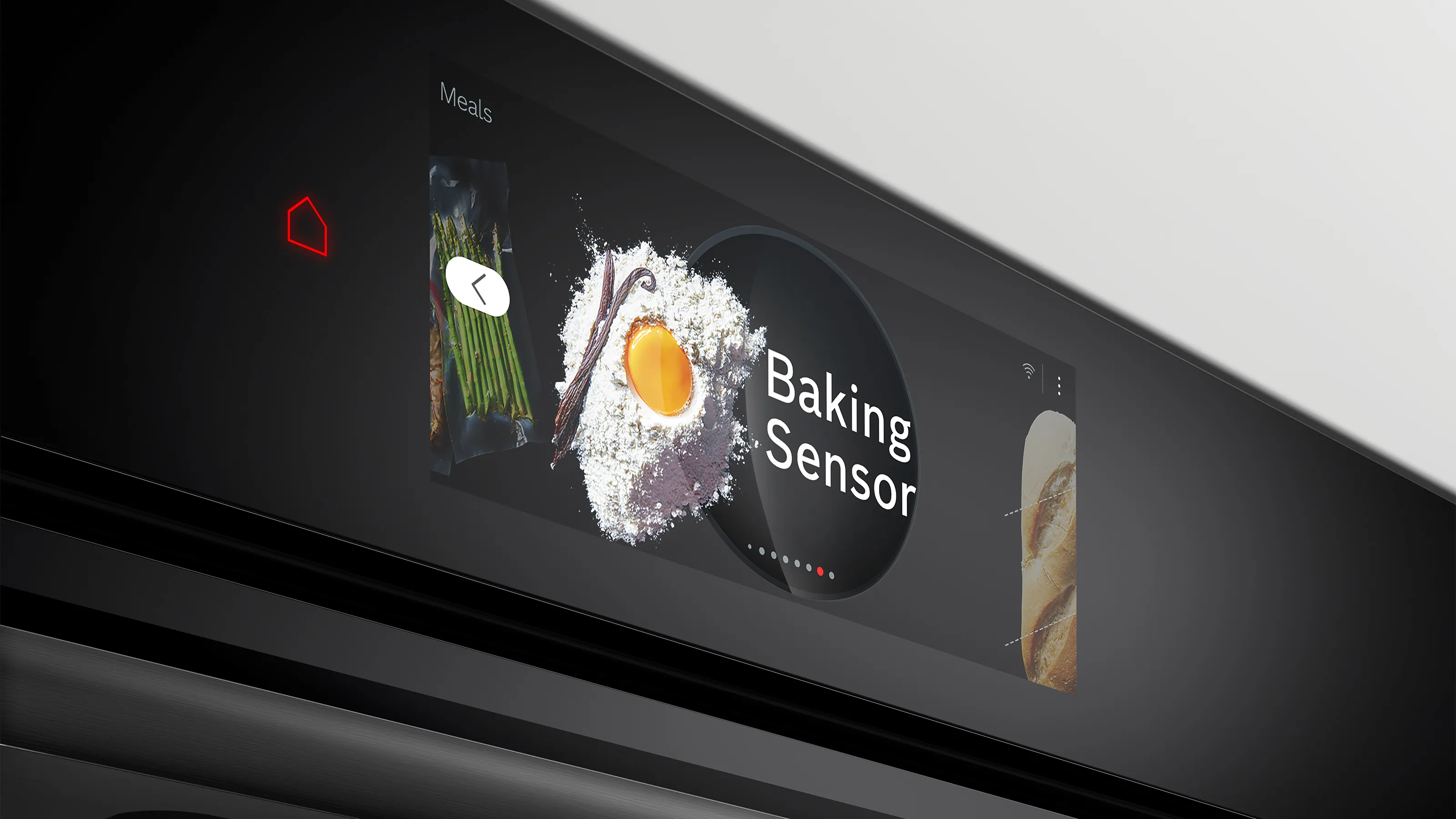 Nahaufnahme des TFT-Touchdisplays eines Bosch Backofens mit ausgewählter „Baking Sensor“-Funktion und animierten Backzutaten.