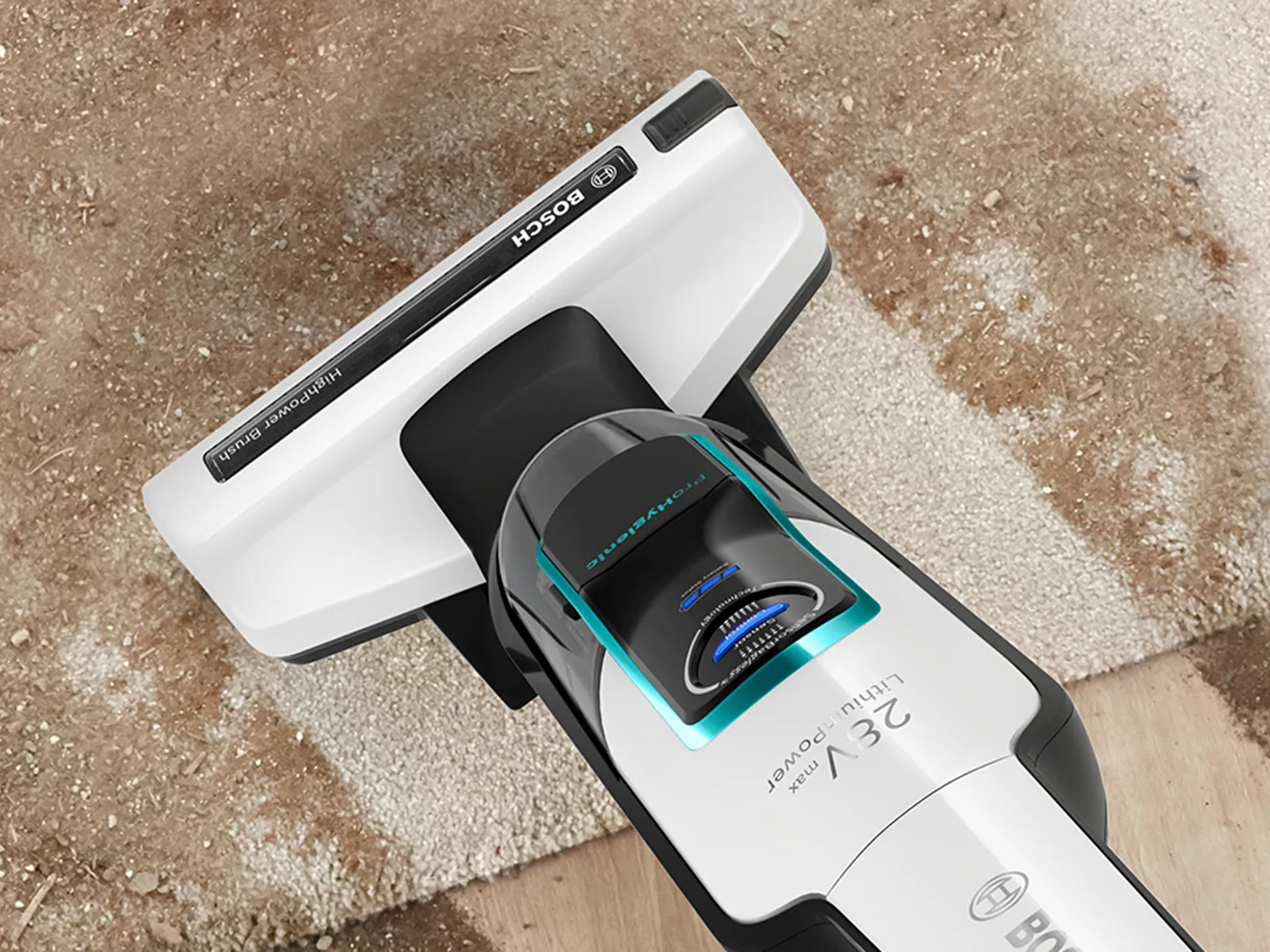 Aufstellung von drei sehr leisen Bosch ProSilence-Staubsaugern: mit Beutel, kabellos und beutellos.