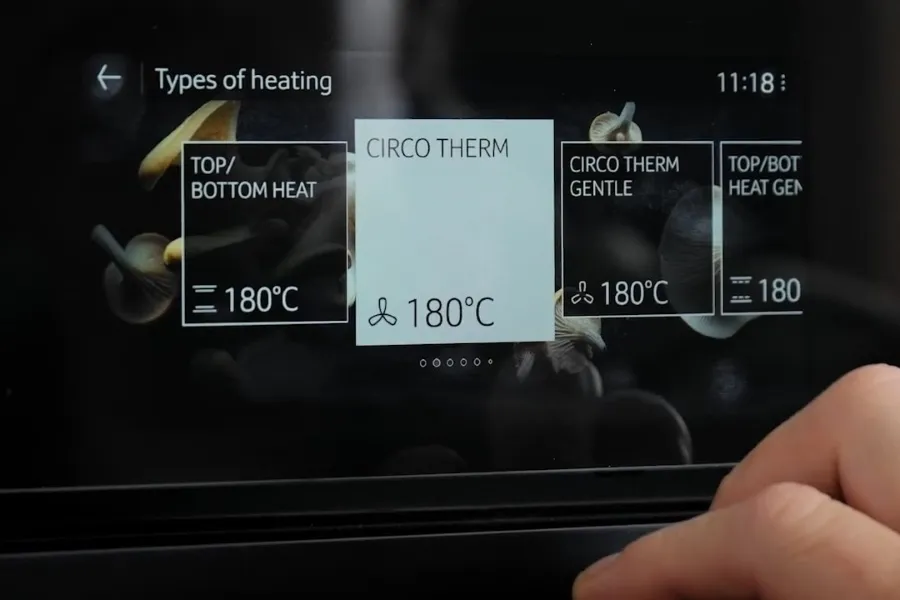 Close up of oven display with circotherm