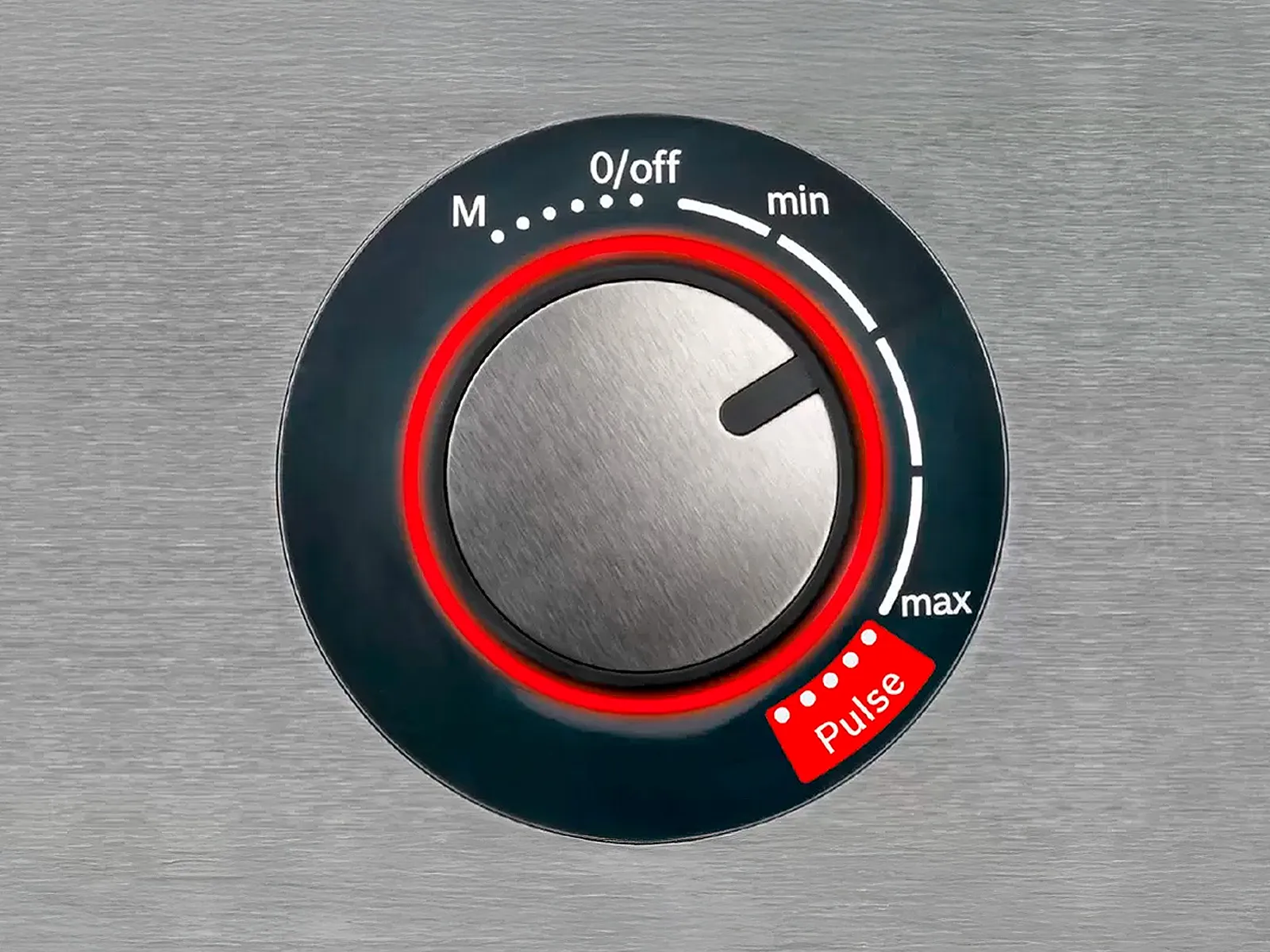 Gros plan sur le sélecteur de vitesses du robot de cuisine, affichant les différents réglages.