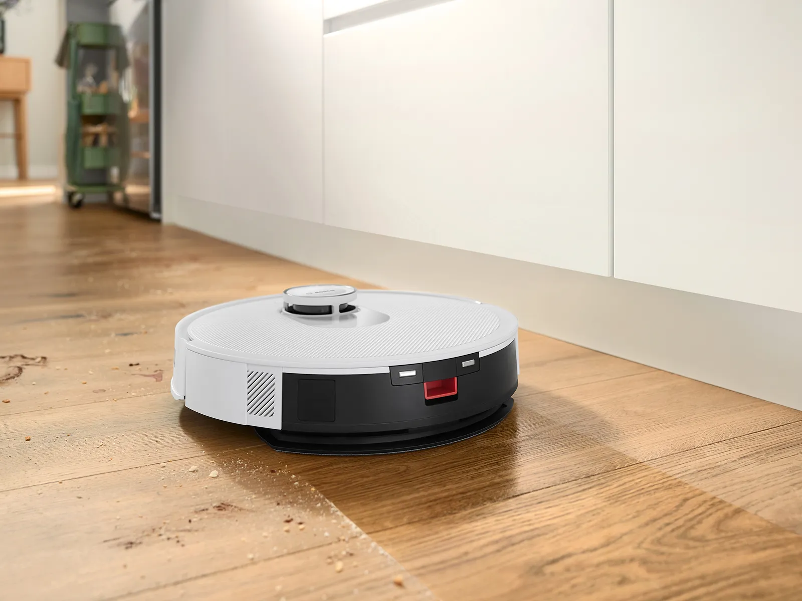 26696838_BO_Robotics_Spotless_Vibrating_Pad_product_in_use_variants_4_withoutCGI_Editorial_Article_1600x1200