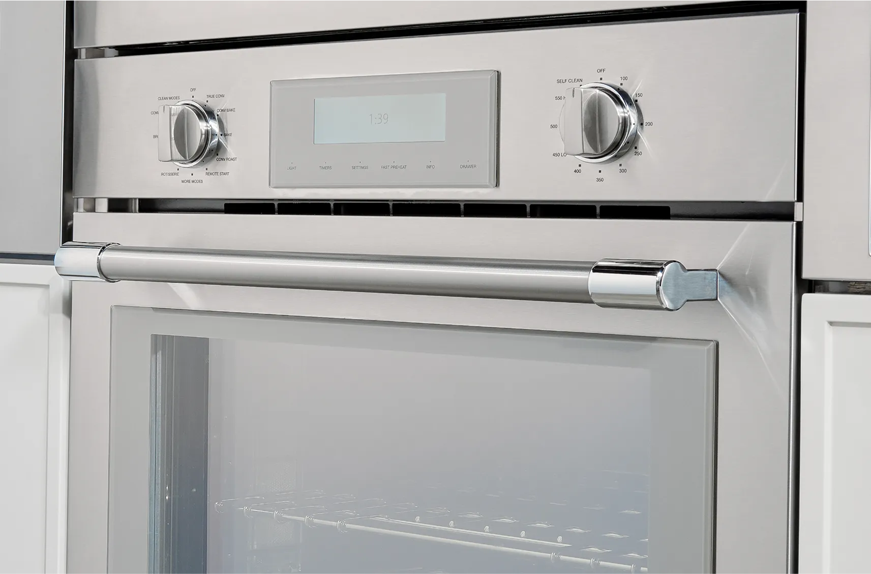 Triple Ovens Professional Collection closeup