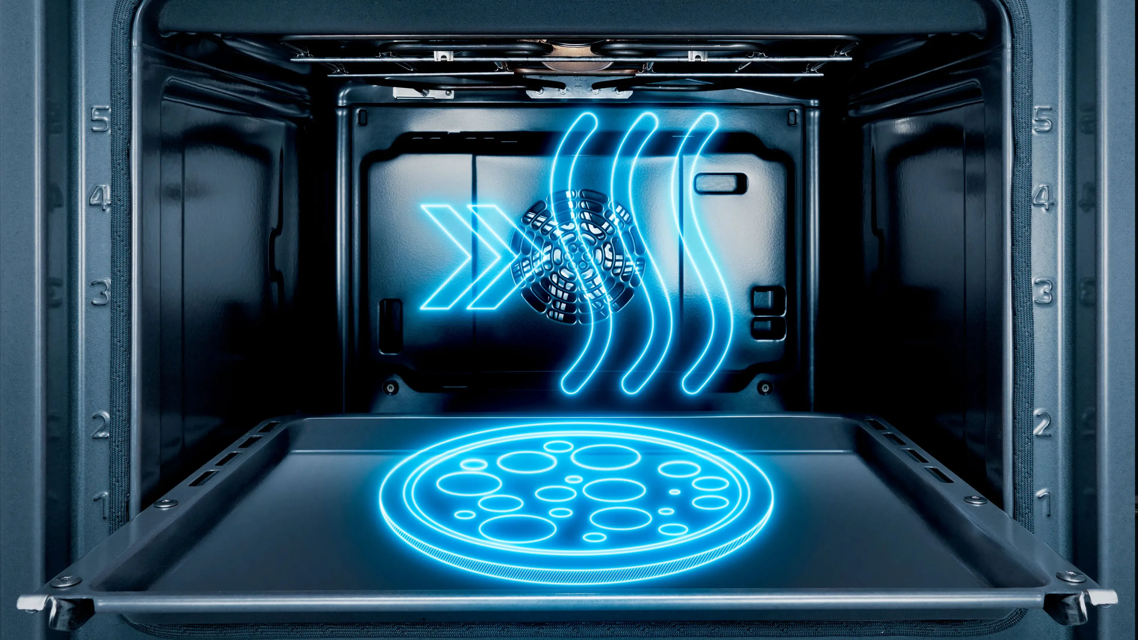 Forno aperto con illustrazione al tratto blu che rappresenta il calore e una pizza sul fondo.