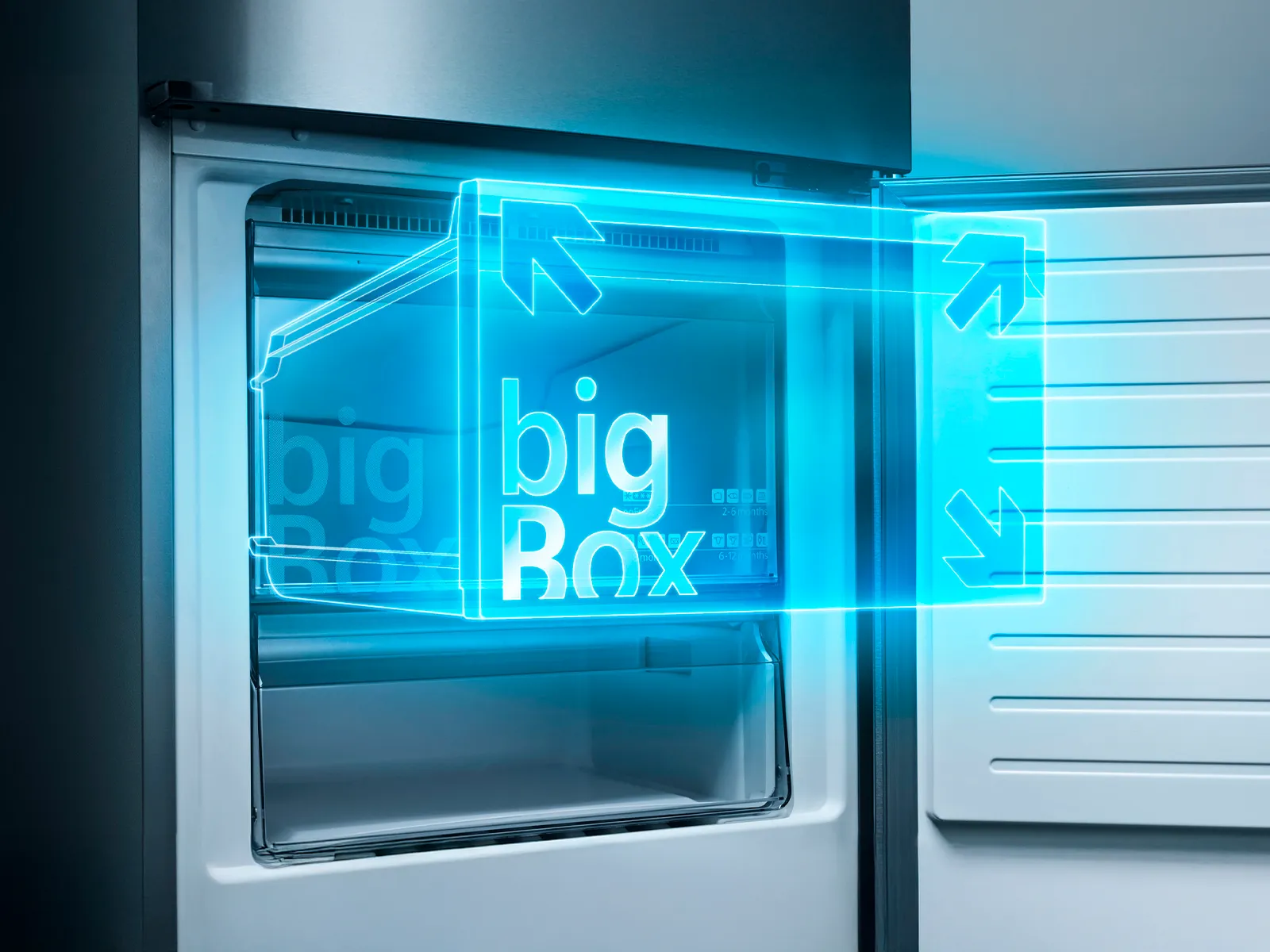 Offener Gefrierschrank mit blau leuchtender, extragroßer „bigBox“-Schublade für mehr Stauraum.
