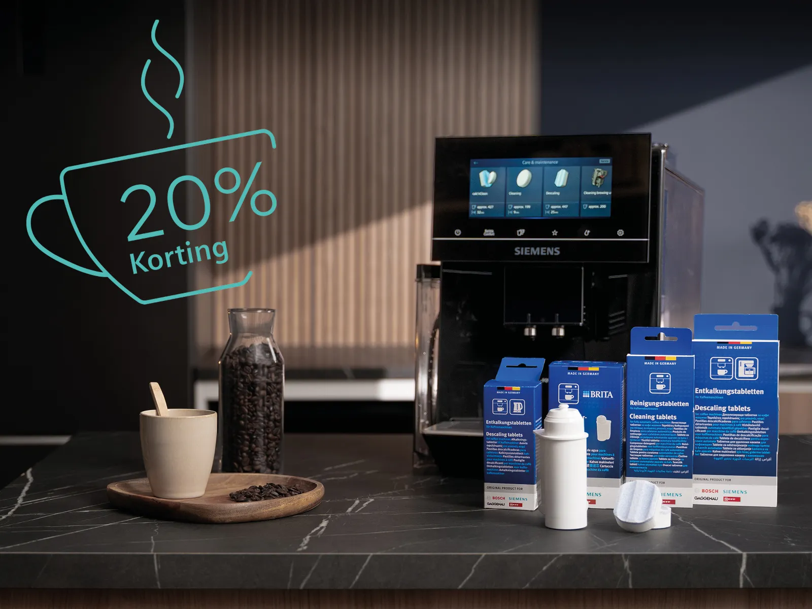 Koffieapparaat met koffie en reinigingsmiddelen. Ook button met tekst 20% korting