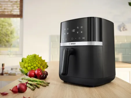 Discover the benefits and features of the Bosch Air Fryer Serie 4