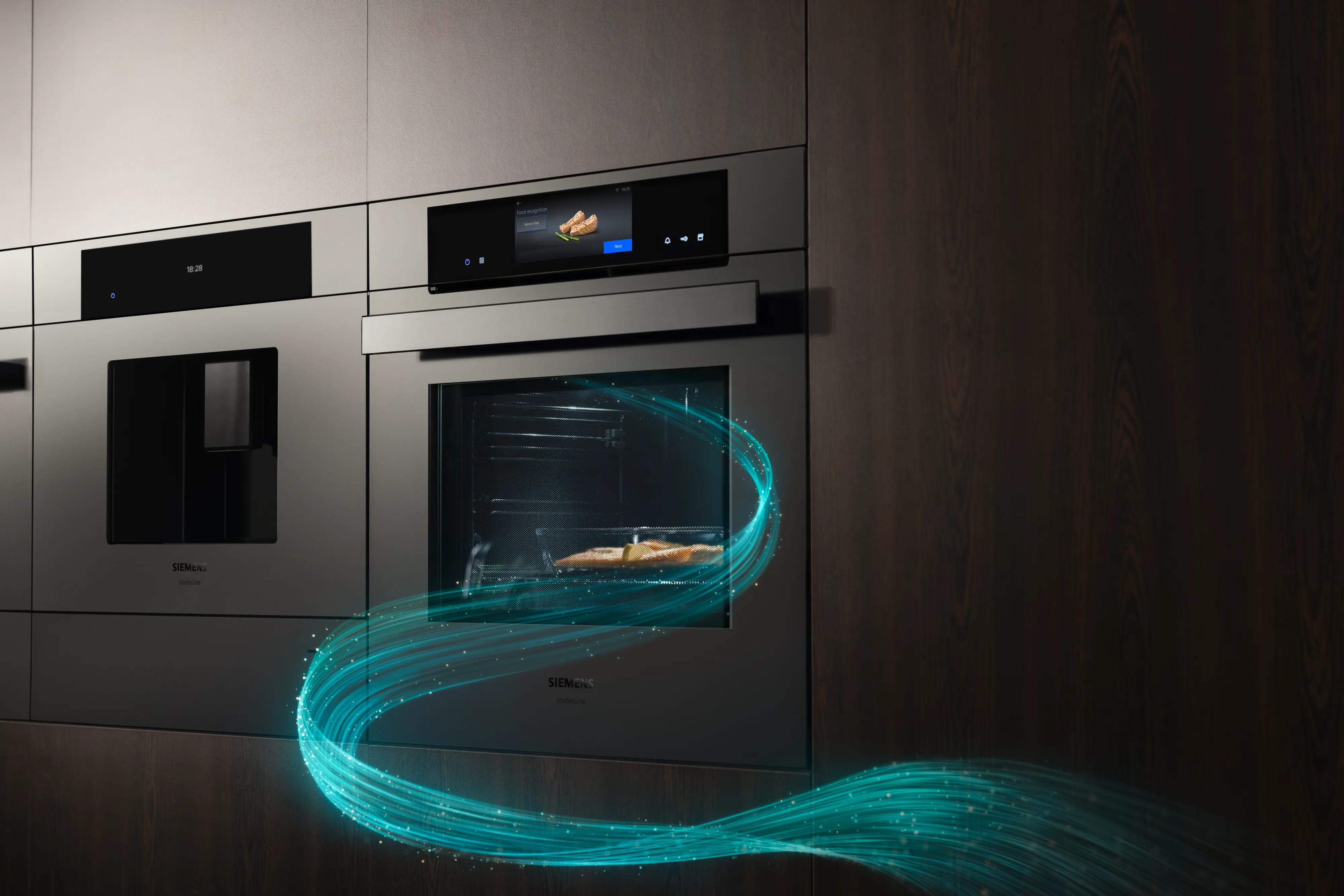 Moderne keuken met de matzwarte keukenapparaten van Siemens.