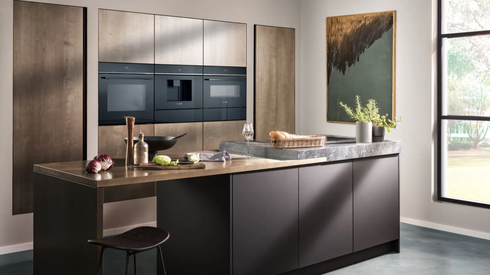 Spacious kitchen with multiple Siemens appliances