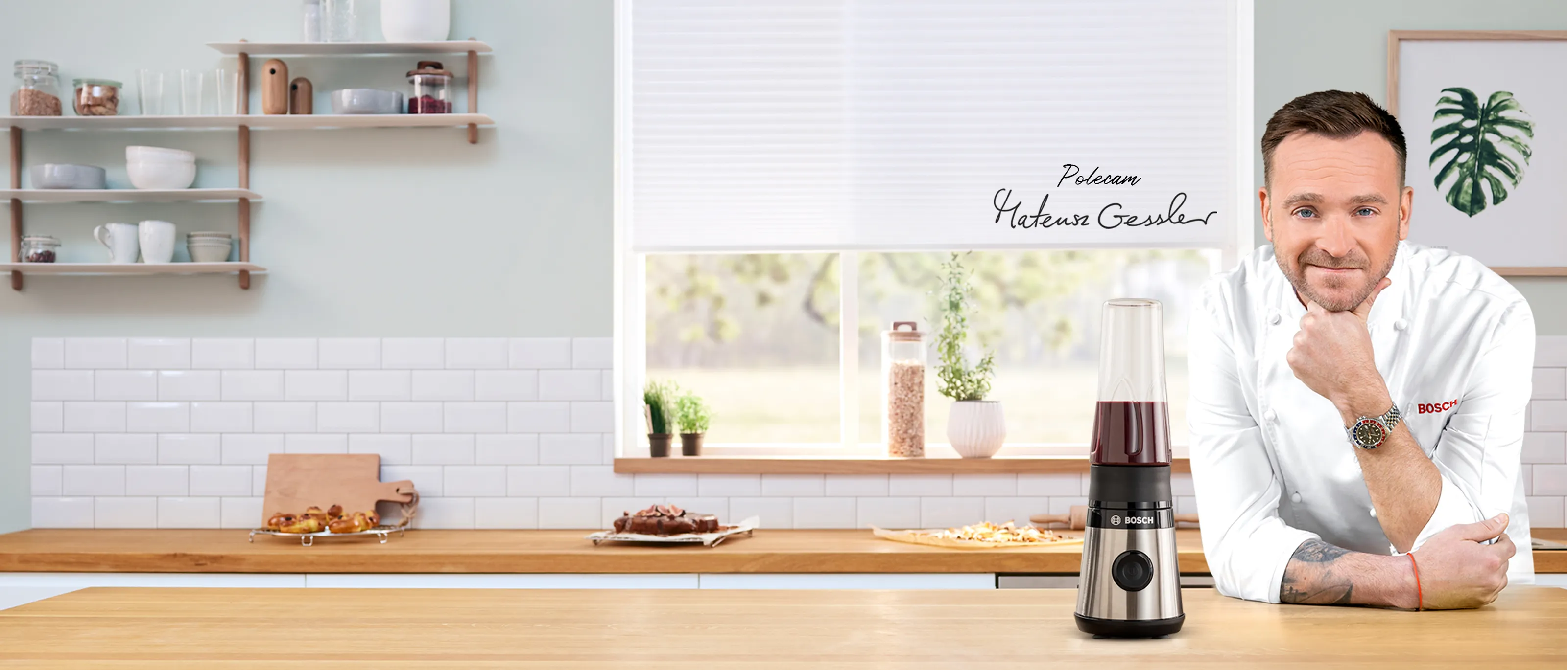 Miniblender Bosch VitaPower Series 2 obok Mateusz Gessler