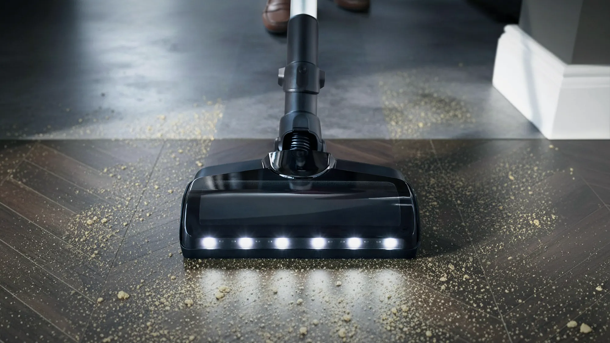 27965500_SIE_MUH_iQ500_Brush_Tiles_Parquet_HighRes_AI-02_master