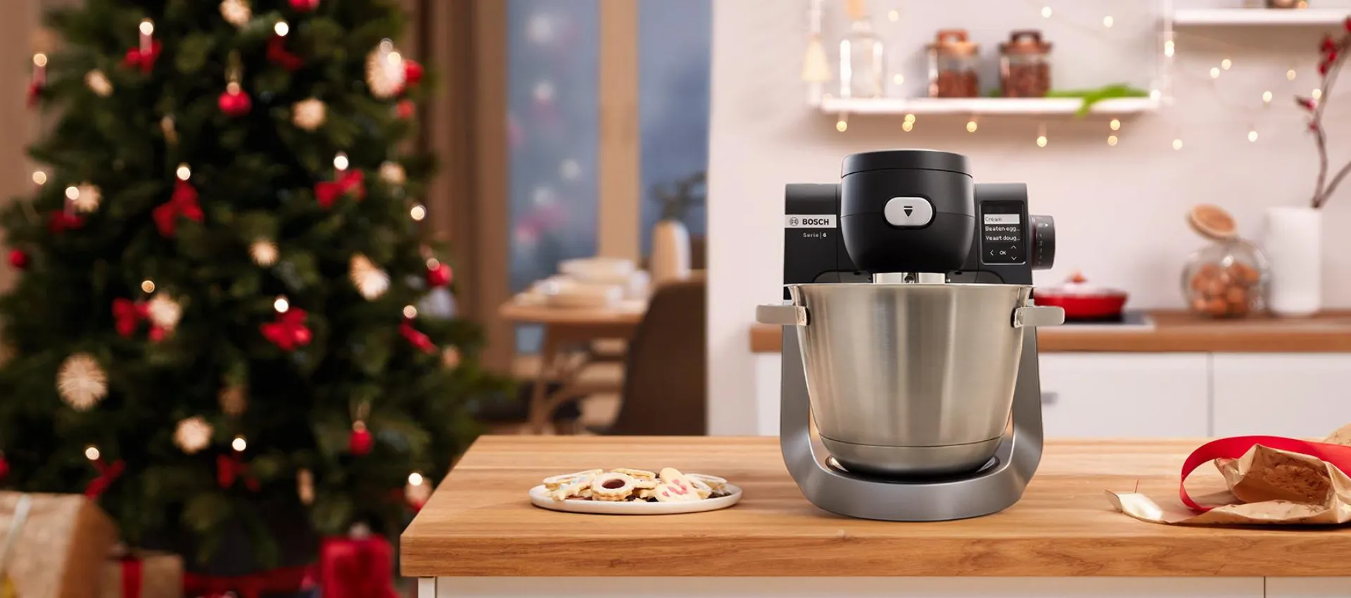 Offre spéciale fêtes : profitez de 5% de remise sur une sélection d’appareils de préparation culinaire. Robots multifonctions, fours, batteurs… des équipements conçus pour réussir toutes vos créations, du quotidien aux desserts de fête.