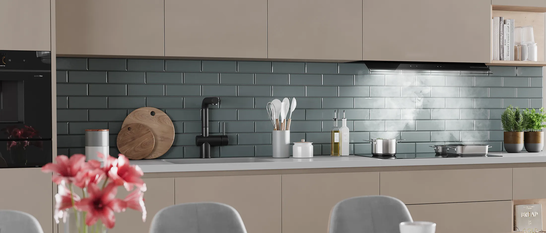 Una cucina moderna e luminosa con una nuova cappa integrata Bosch Design.