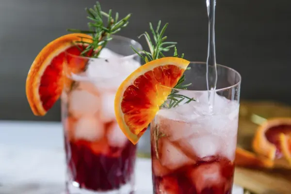 Red Vermouth Spritz