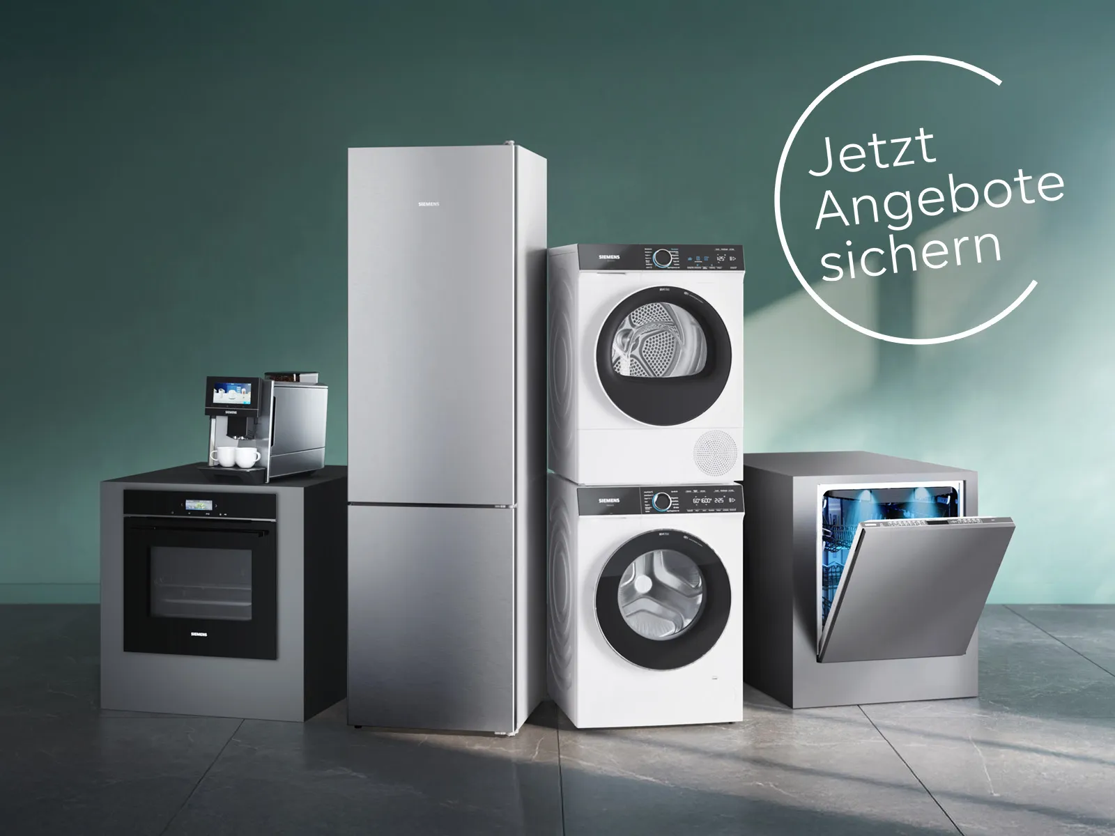 Moderne Hausgeräte von Siemens in einem hellen Raum mit grünem Hintergrund, darunter ein Kühlschrank, ein Backofen, eine Kaffeemaschine, ein gestapelter Waschtrockner und ein geöffneter Geschirrspüler mit sichtbarem Geschirr, dazu der Text 'Jetzt Angebote sichern'