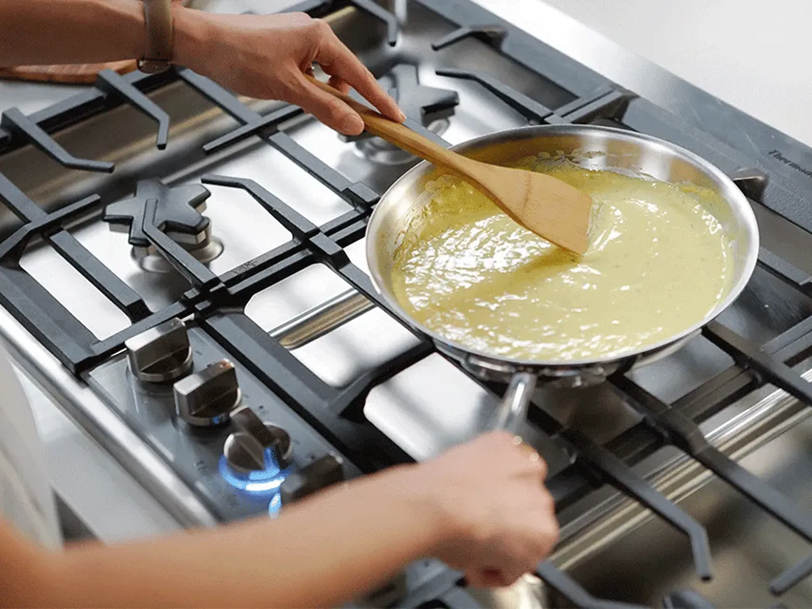 Thermador gas cooktop
