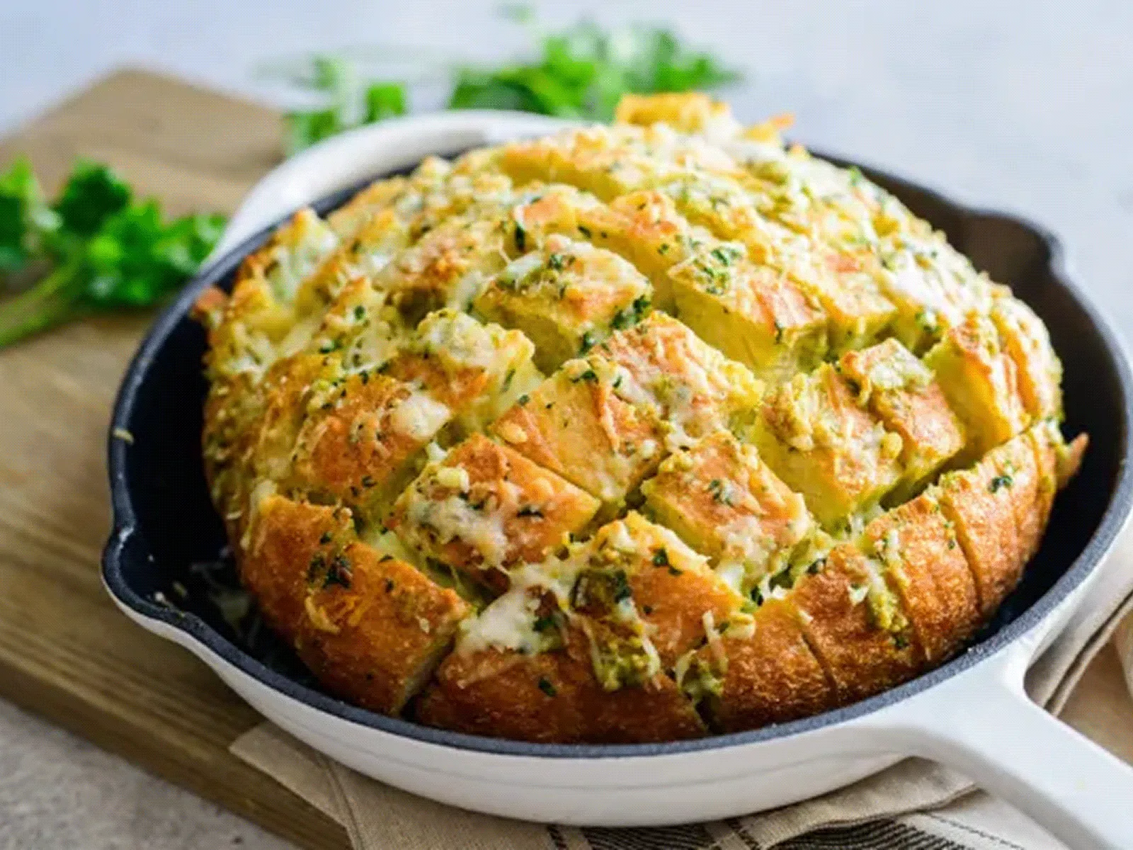 Pesto Pull Apart Sourdough Bread