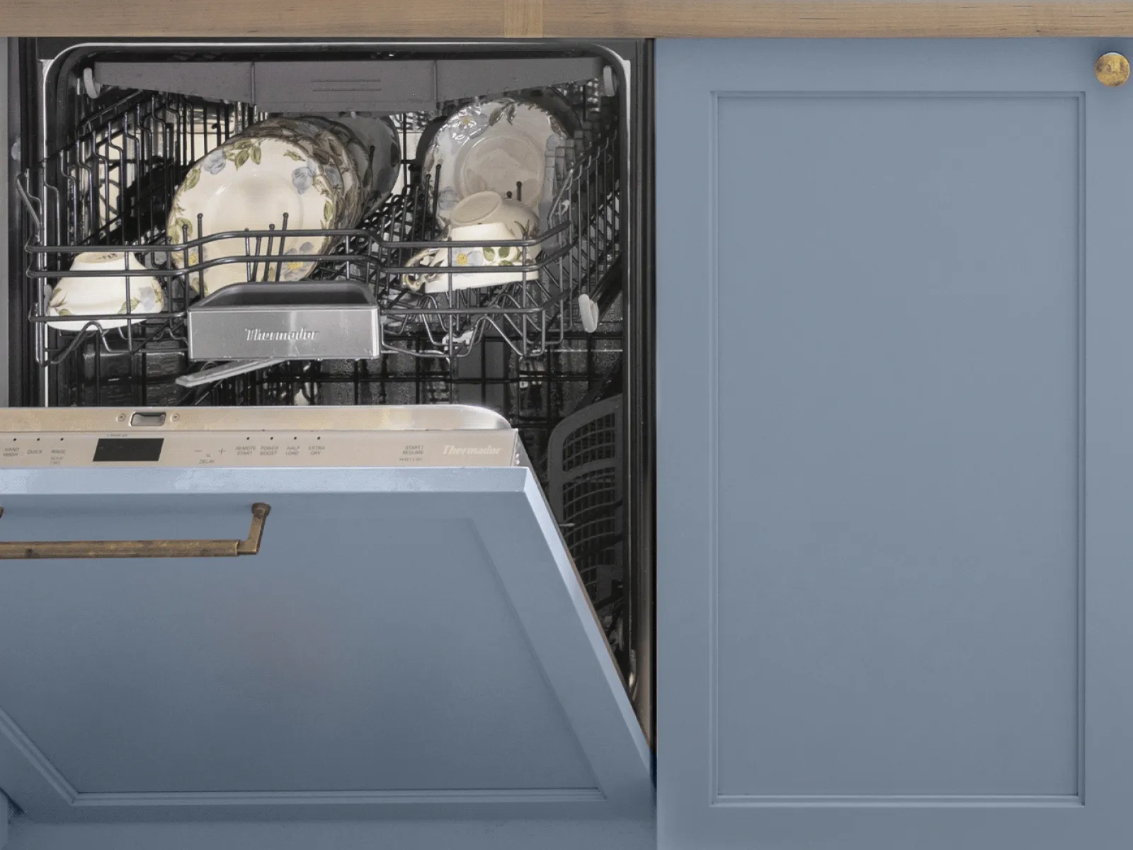Thermador emerald dishwasher impressively quiet high-end