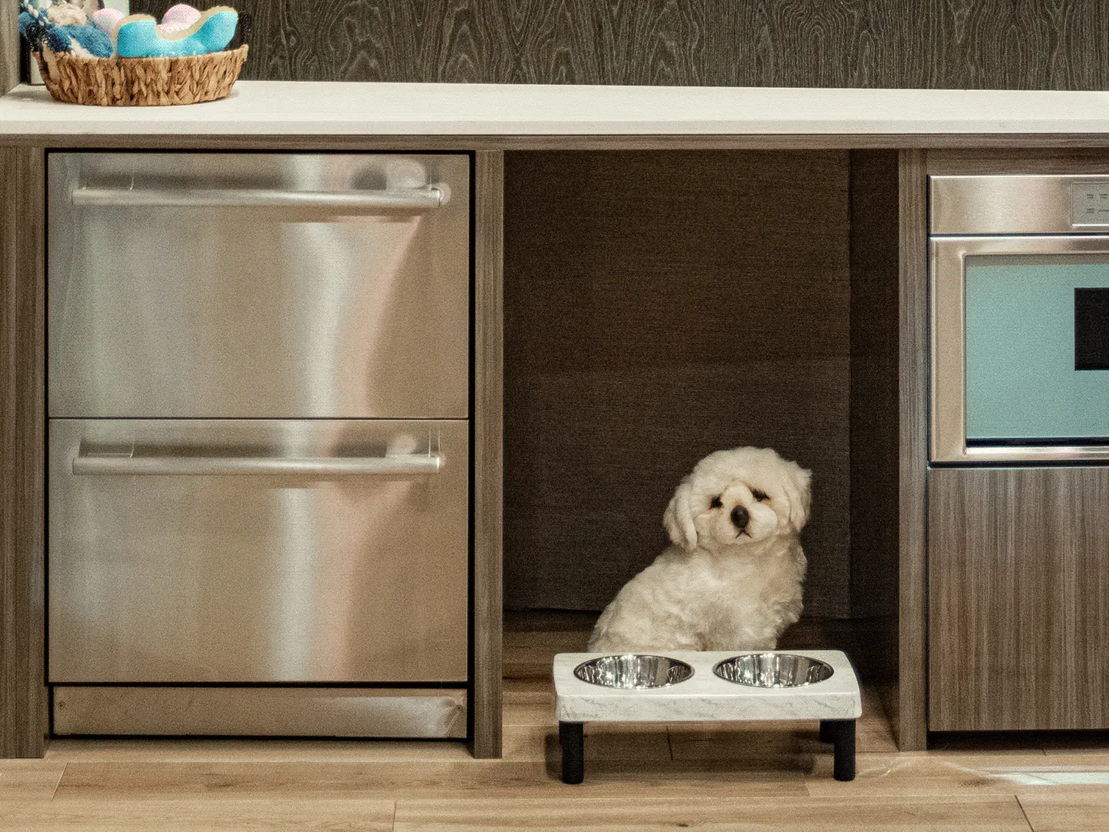 Thermador Pet Feeding Nook