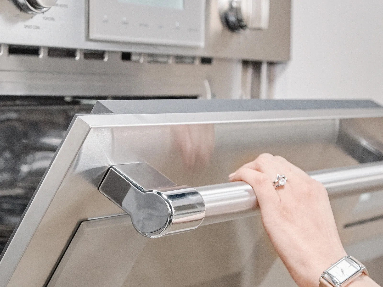 SoftClose® Door