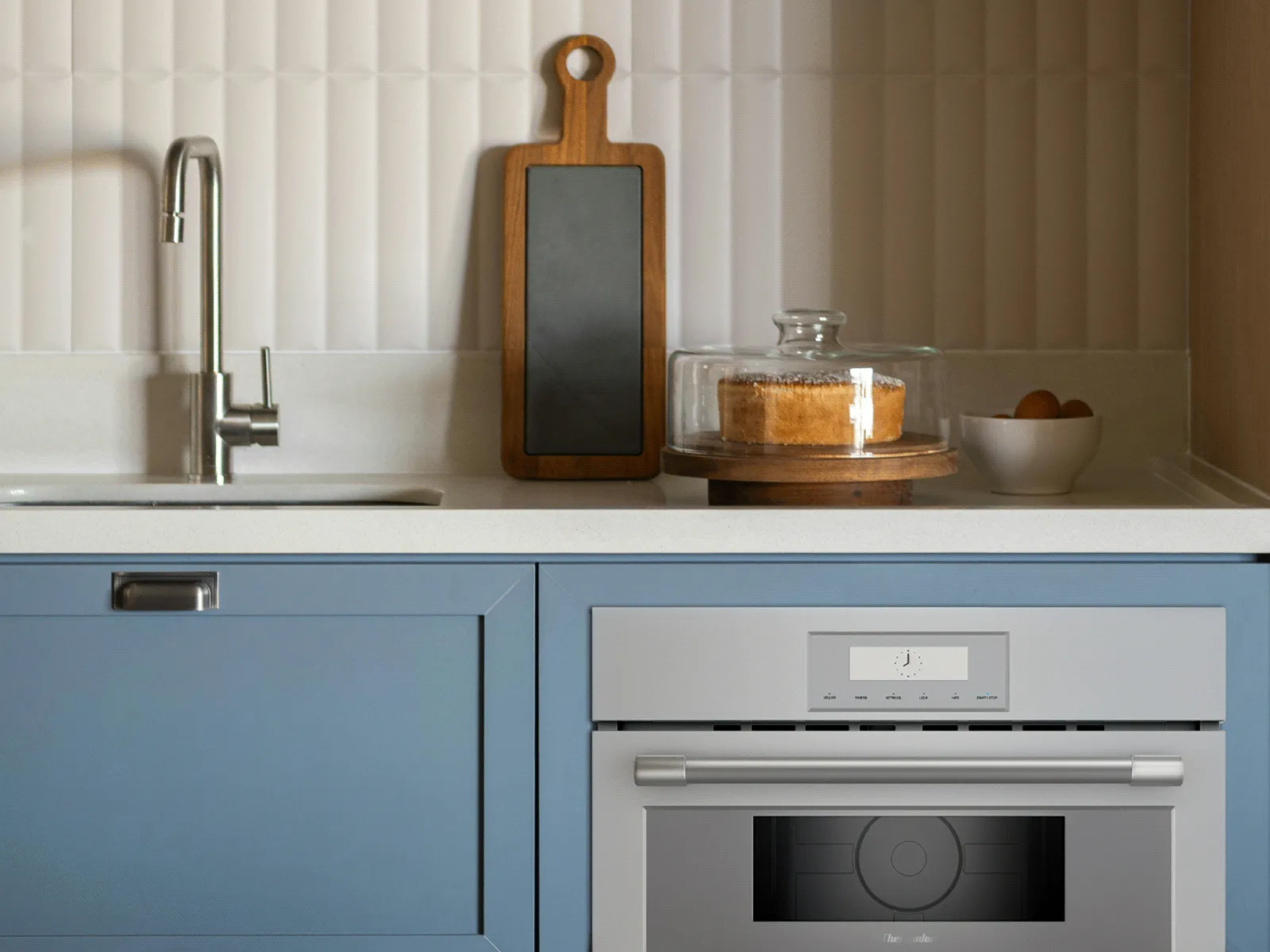 Drop-Down Microwave Oven