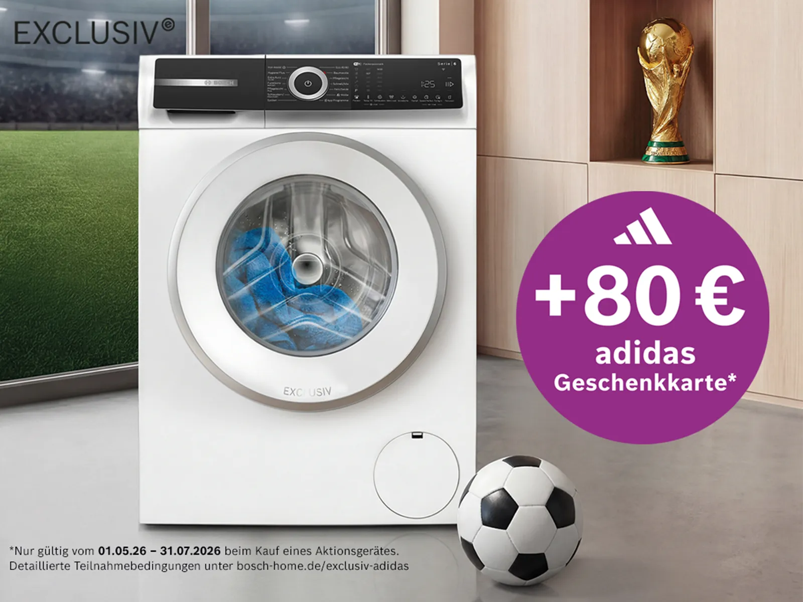 Eine Bosch Waschmaschine in einem hellen Raum vor einem Fußballstadion.