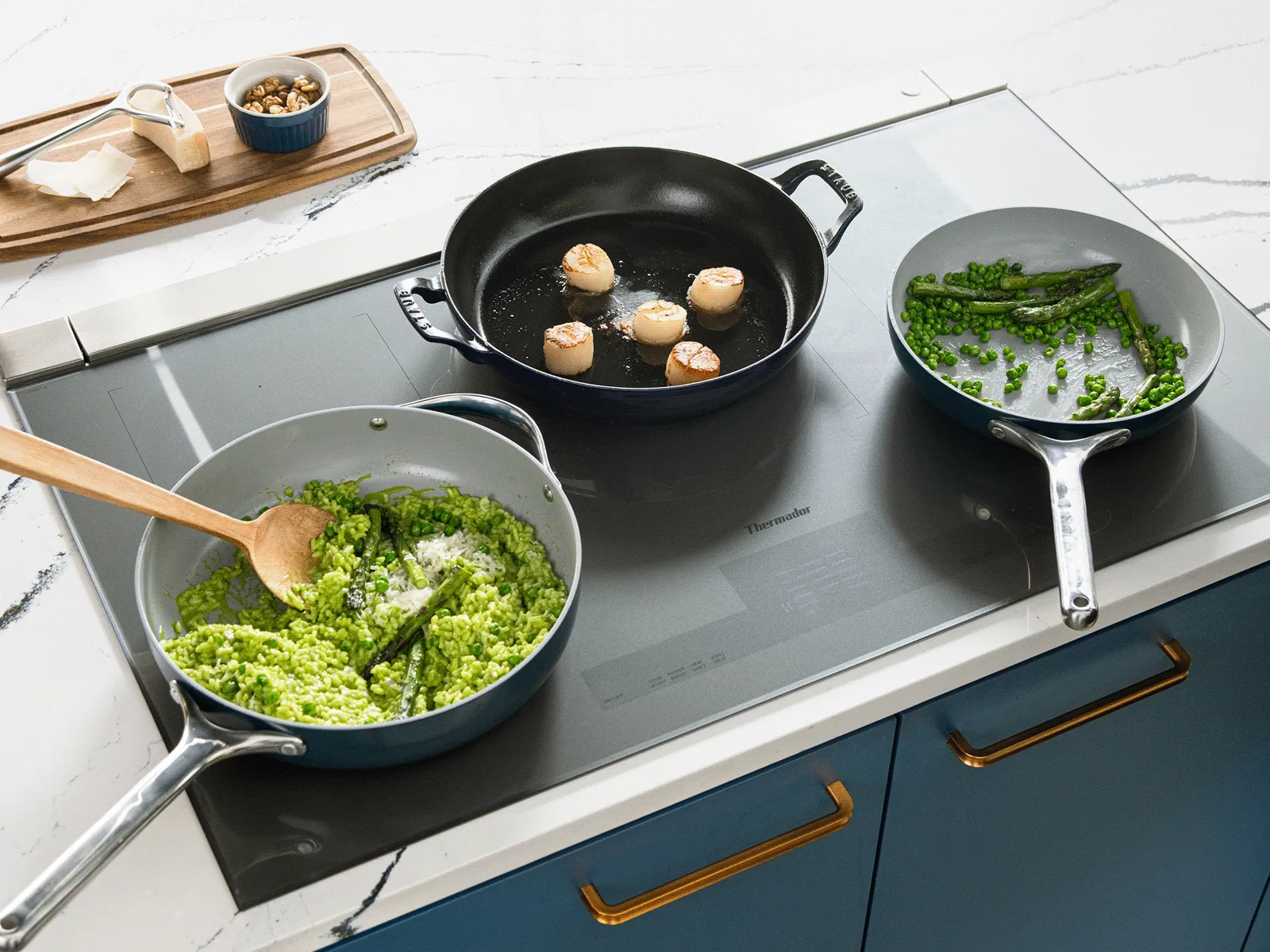 Up to Three Extra-Large Flexible Cooking Zones