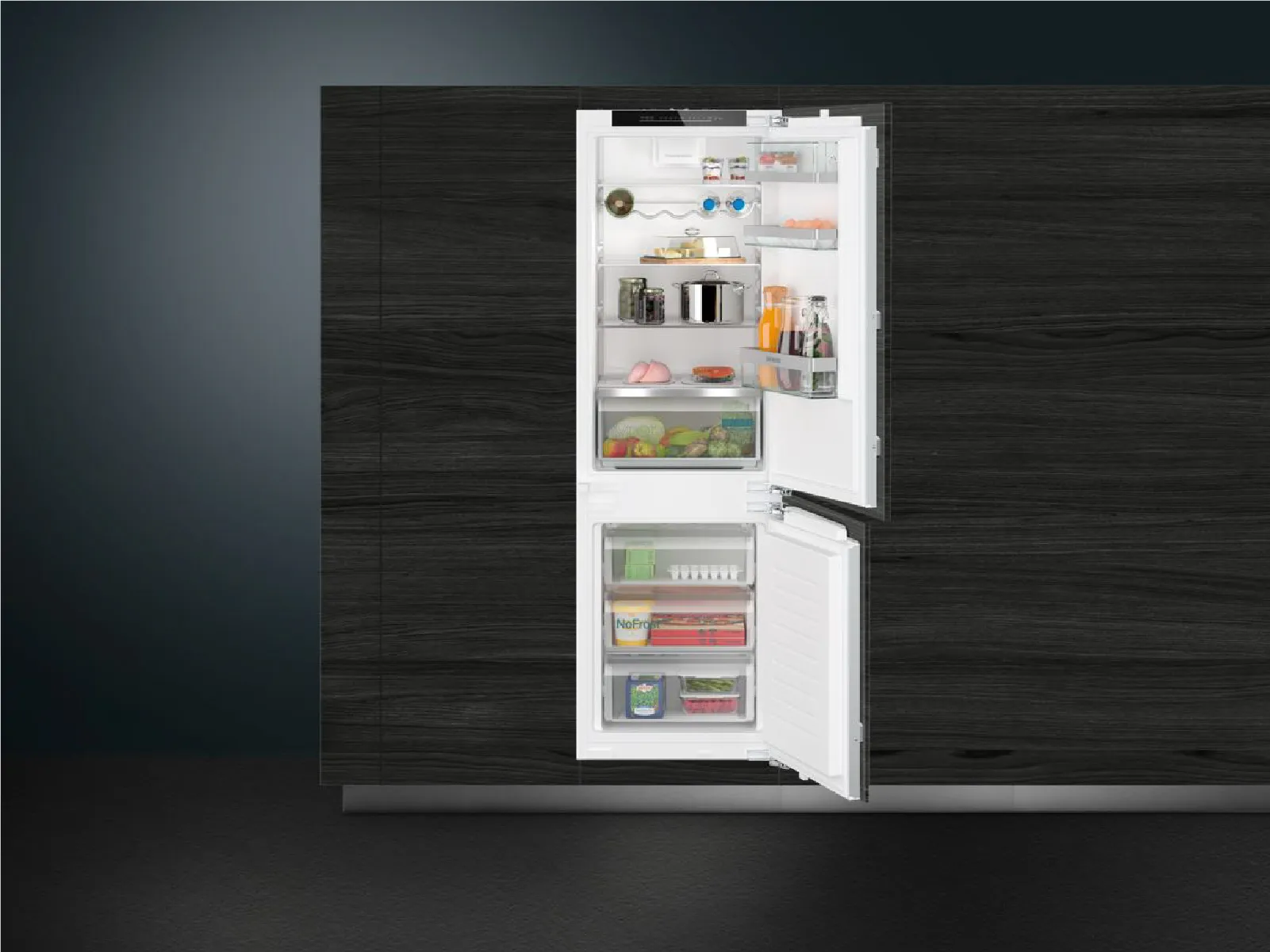 Siemens iQ500 built-in fridge-freezer with freezer at bottom 177.2 x 55.8 cm flat hinge KI86NHFD0K