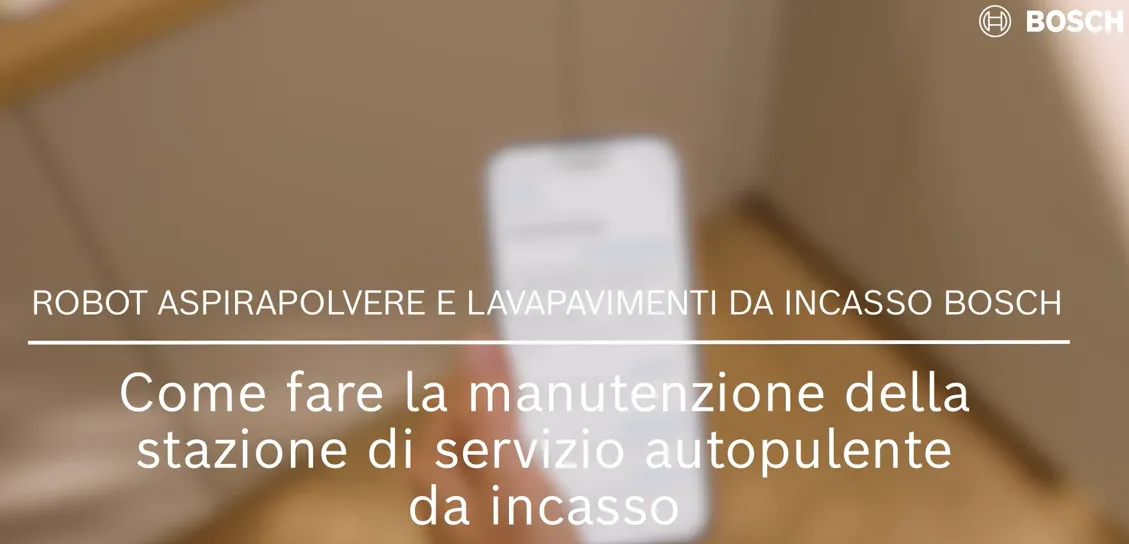Testo didattico in italiano sulla manutenzione delle stazioni di servizio autopulenti integrate Bosch per robot aspirapolvere.
