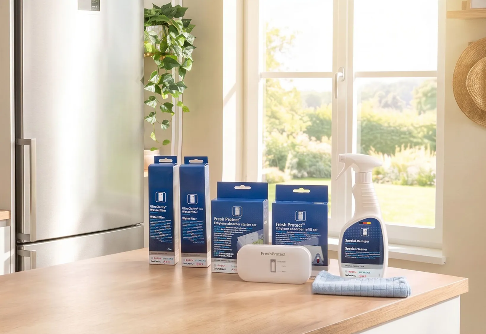 Uma cozinha moderna em ilha com bancada em madeira, produtos de limpeza sob luz natural suave, janela com paisagem de campo.