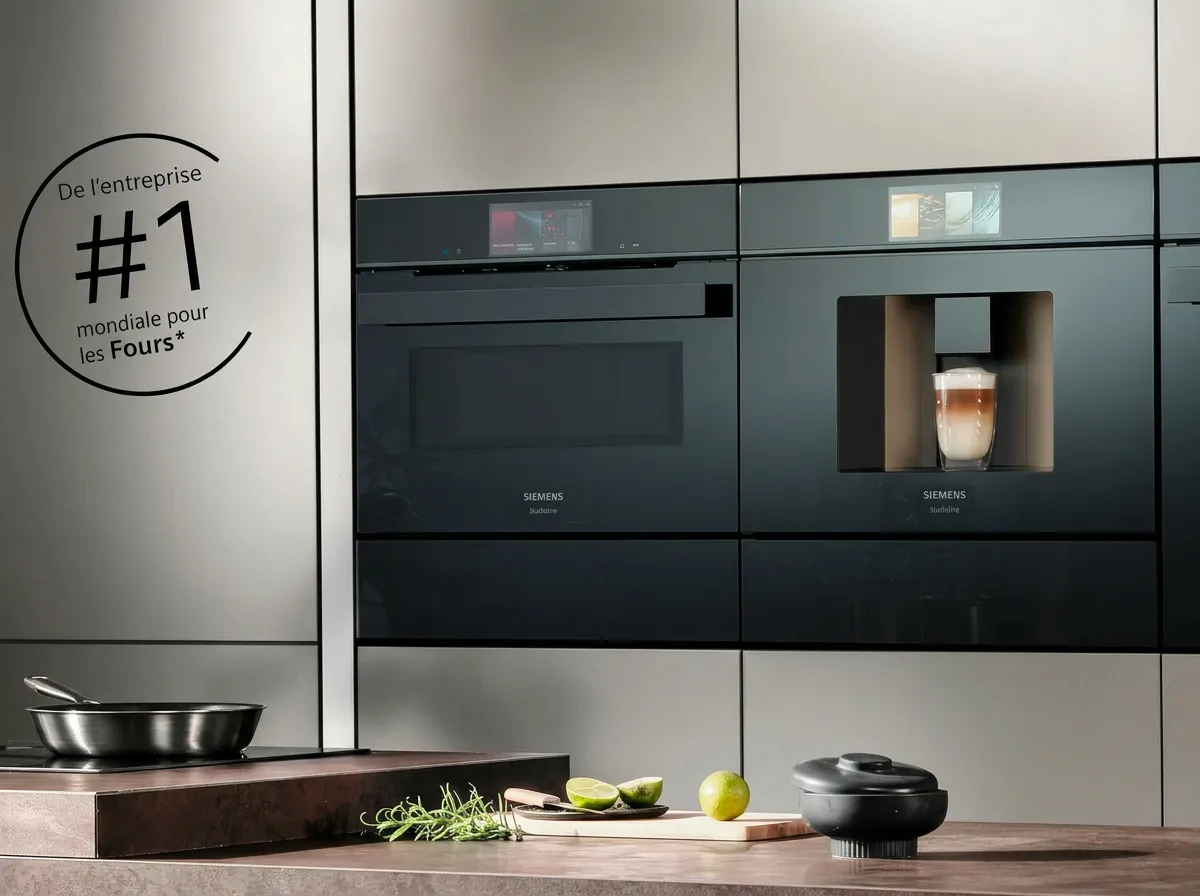 Cuisine avec des fours Siemens, marque numéro 1 des fours dans le monde