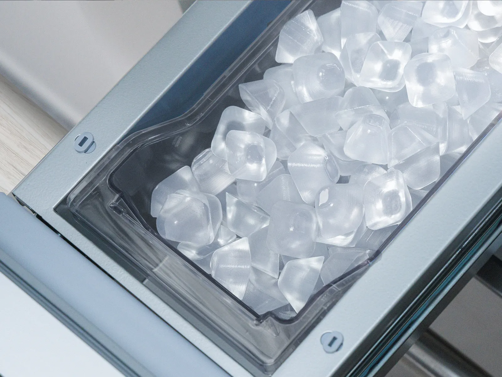 filtered automatic ice maker